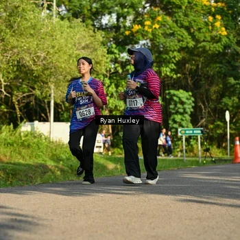 Runner Photo 8021881