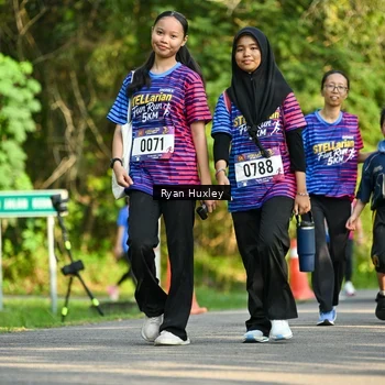 Runner Photo 8021937