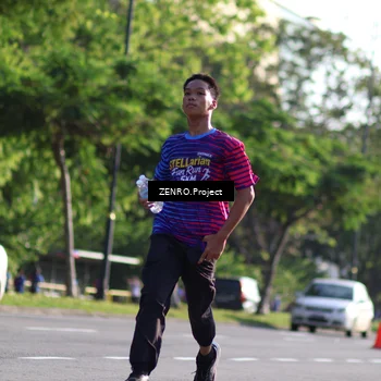 Runner Photo 8021965
