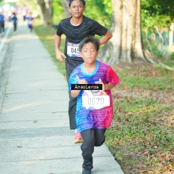 Runner Photo 8021967