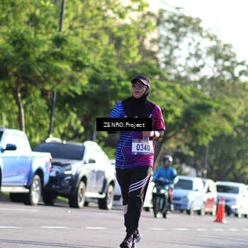 Runner Photo 8021968