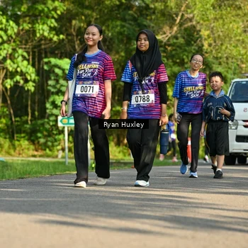Runner Photo 8021977