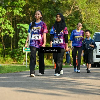 Runner Photo 8021982