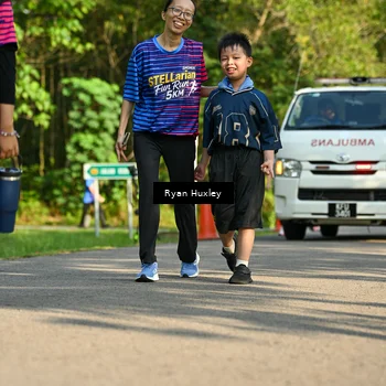 Runner Photo 8021993