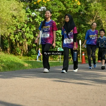 Runner Photo 8021995