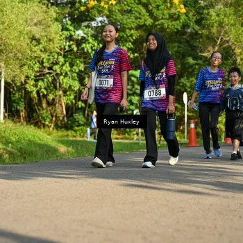 Runner Photo 8021996