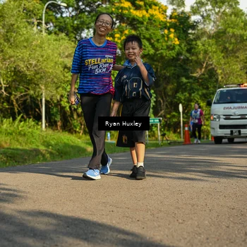 Runner Photo 8022013