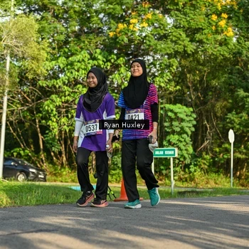 Runner Photo 8022060