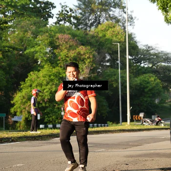 Runner Photo 8022084
