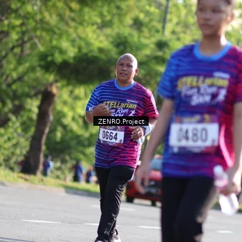 Runner Photo 8022113