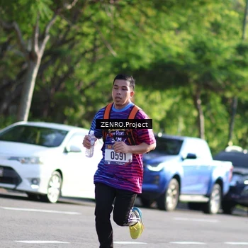 Runner Photo 8022115