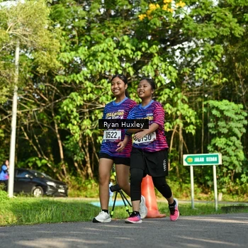 Runner Photo 8022211