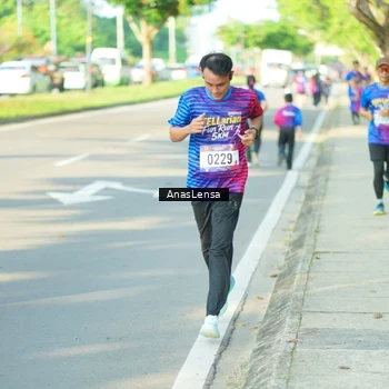 Runner Photo 8022300