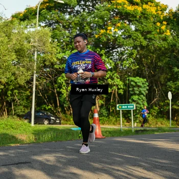 Runner Photo 8022343