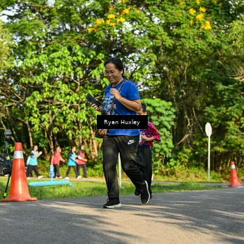 Runner Photo 8022365