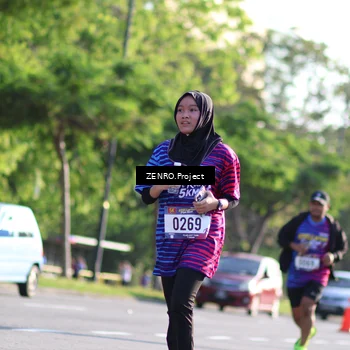 Runner Photo 8022490