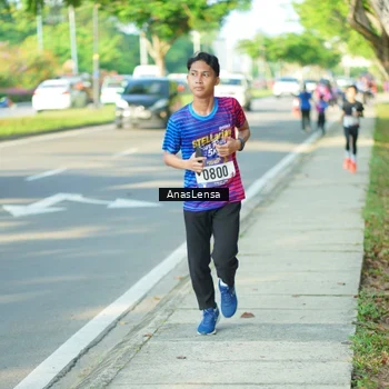 Runner Photo 8022590