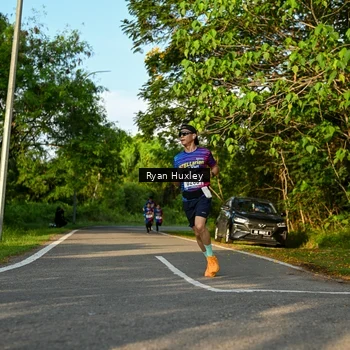 Runner Photo 8022688