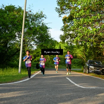 Runner Photo 8022699