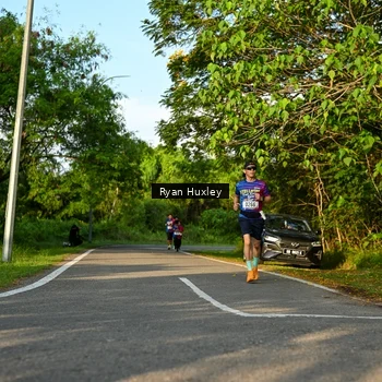 Runner Photo 8022705