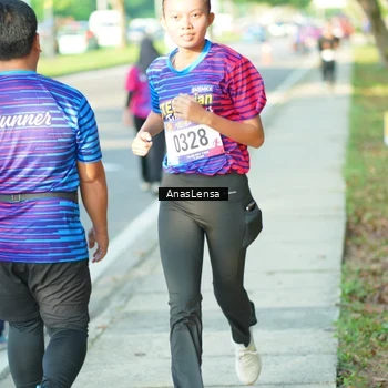 Runner Photo 8022740