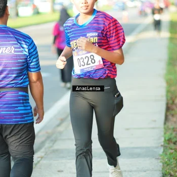 Runner Photo 8022750