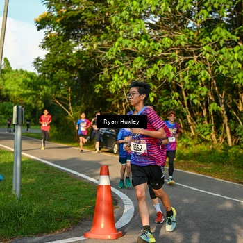 Runner Photo 8022757