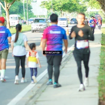 Runner Photo 8022758