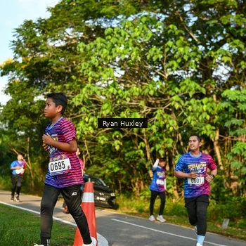 Runner Photo 8022885