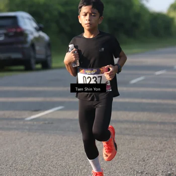 Runner Photo 8022915