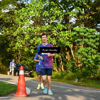 Runner Photo 8022975