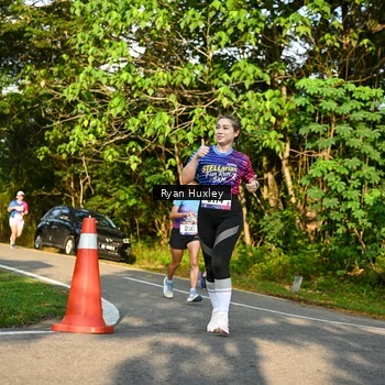 Runner Photo 8022981