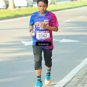 Runner Photo 8023000
