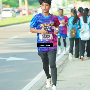Runner Photo 8023010