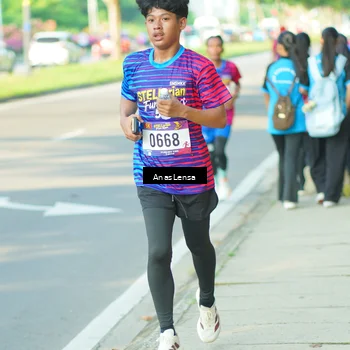 Runner Photo 8023015