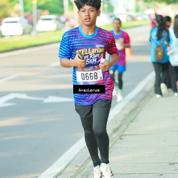 Runner Photo 8023018
