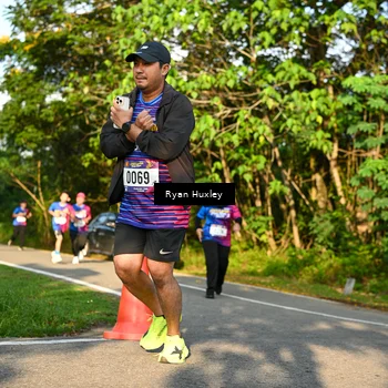 Runner Photo 8023038