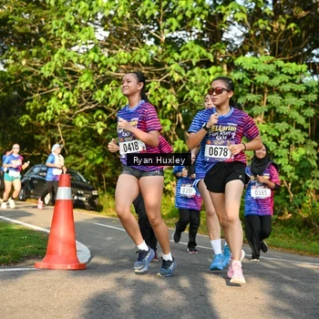 Runner Photo 8023051