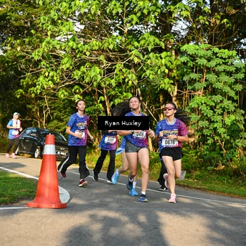Runner Photo 8023053