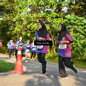 Runner Photo 8023054