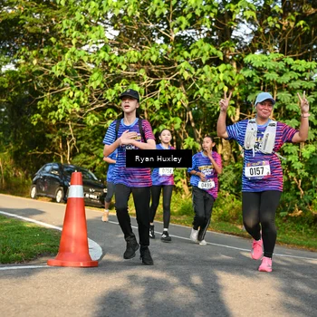 Runner Photo 8023058