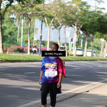 Runner Photo 8023064