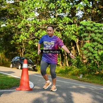 Runner Photo 8023068