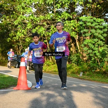 Runner Photo 8023093