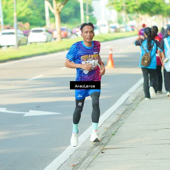 Runner Photo 8023099