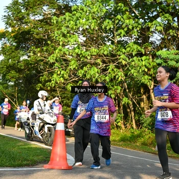 Runner Photo 8023115