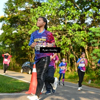 Runner Photo 8023123