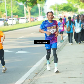Runner Photo 8023172