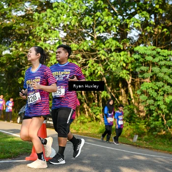 Runner Photo 8023177