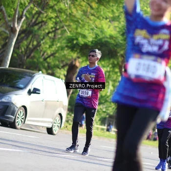 Runner Photo 8023179